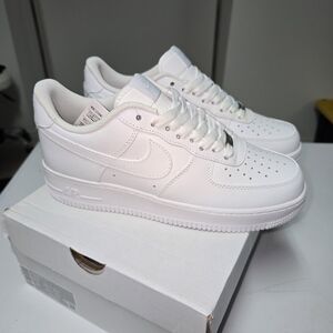 Nike Air Force 1 '07 White Sneakers
